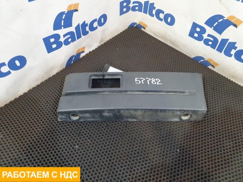 Накладка на корпус подножки левая