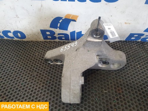 Кронштейн двигателя левый