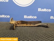 Кронштейн шумоизоляции правый