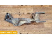 Кронштейн крепления передней рессоры правый