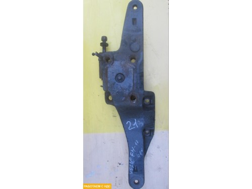 Кронштейн пневморессоры левый